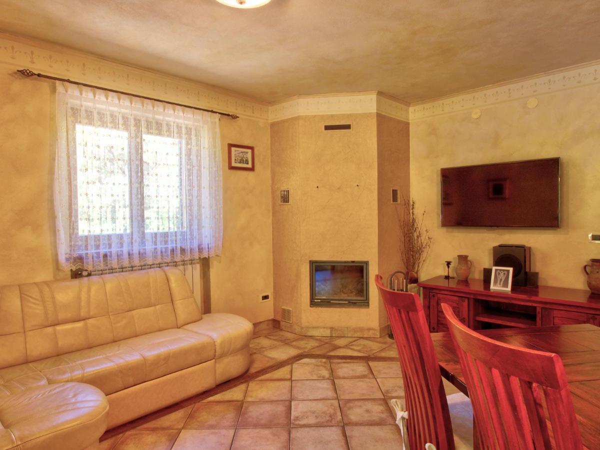 Family Apartment Rihter Crni Kal Экстерьер фото